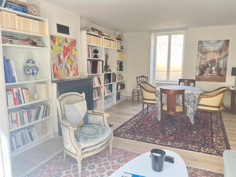 Maison Des Chevilles La Châtre Esterno foto